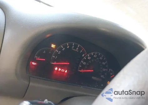 2005 Toyota Camry Xle z USA, uszkodzony, nr VIN 4T1BE32K15U968064